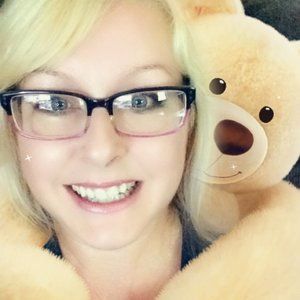 Meet your Posher,  Paula